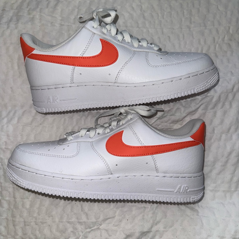 Women’s Nike Air Force 1 Low - Size 10 / Men’s 8.5